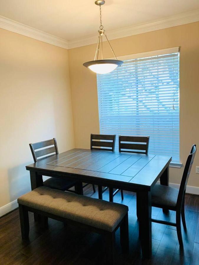 2 Bedroom Easy Access To Med Center, Nrg, Downtown Houston Exterior foto
